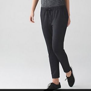 Lululemon Jet Crop